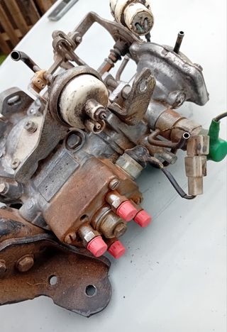 Bomba inyectora isuzu trooper 2.8 TD 106cv (84-93