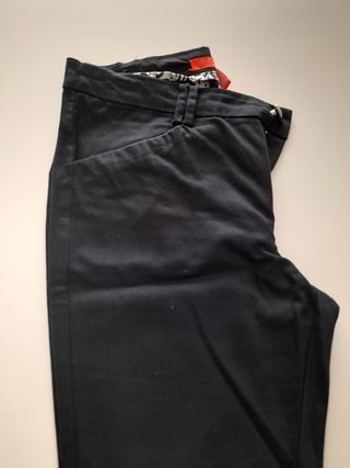 Pantalón negro