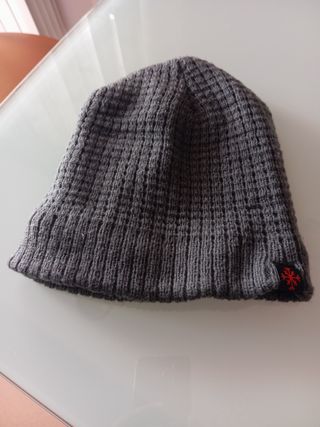 Gorro gris lana chico