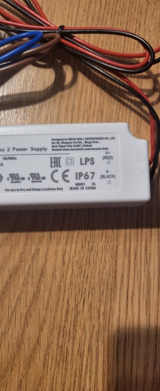 Fuente de alimentación Led LPV-60-24