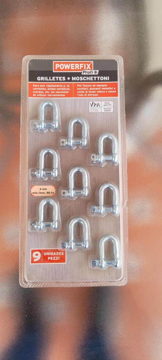 Grilletes o mosqueteros. 9 unidades