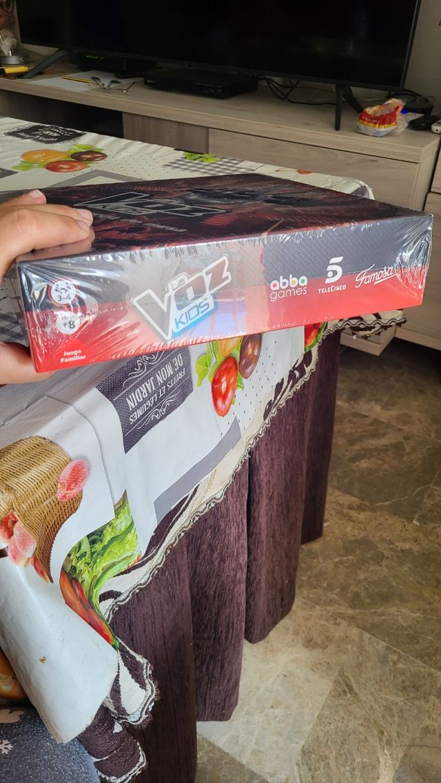 Juego de mesa la Voz.