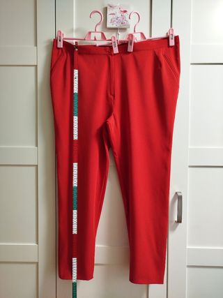 Pantalon rojo talla 52-54 Mujer talla grande