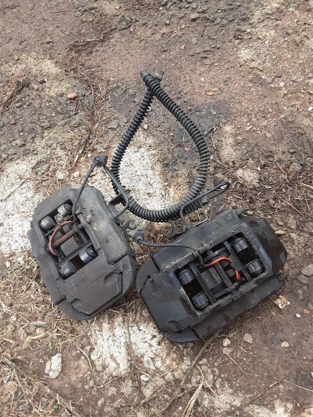 Pinzas brembo 4 pistones