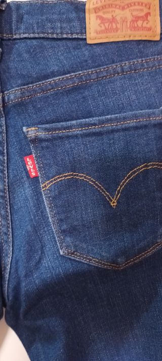 Pantalón Levis