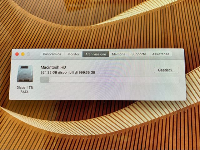 iMac 21.5 mid 2011 Intel core I5 2.7 GHz 4gb 1TB