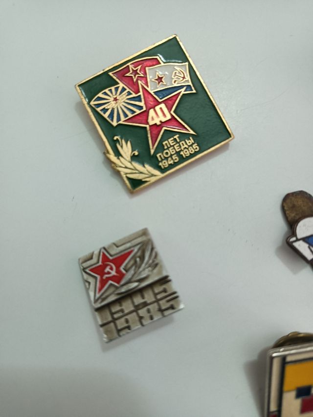 Distintivi ,spille,medaglie, Vintage qt.6