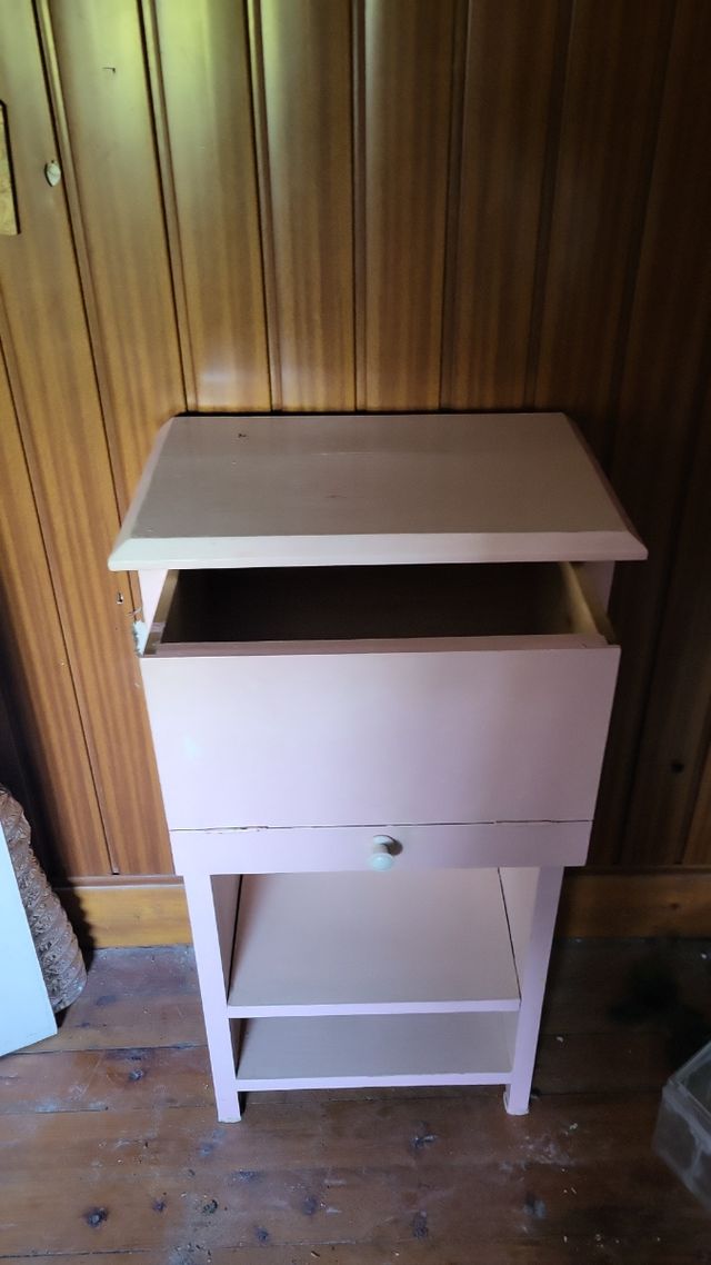 Mueble mesita madera maziza