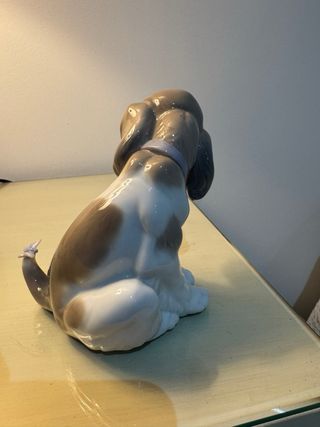 Figura Lladro-Perrito con mariposa