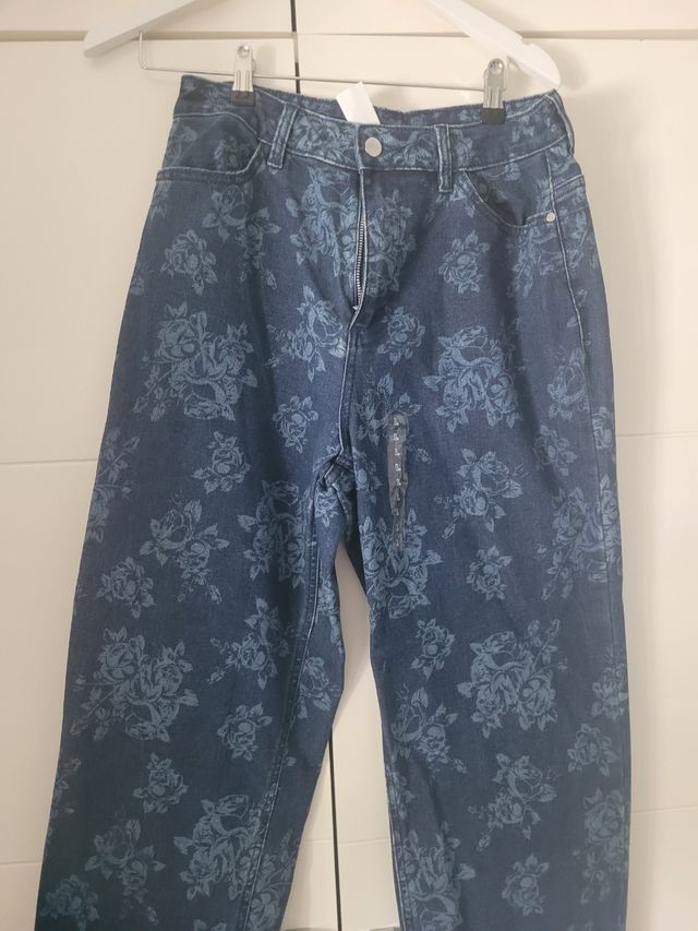 Vaqueros nuevos con etiqueta Tezenis talla L