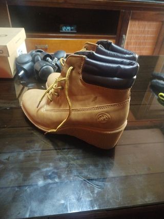 Botines de cuña
