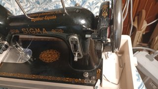 Maquina de coser SIGMA