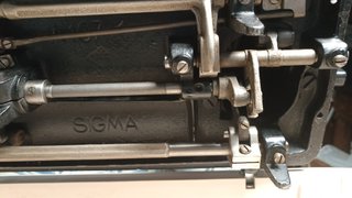 Maquina de coser SIGMA