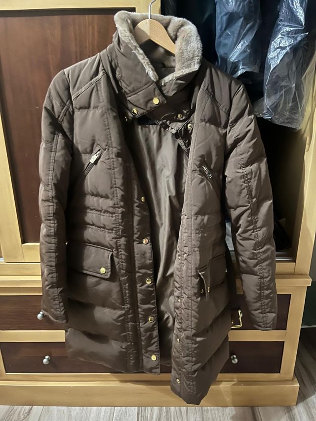 Chaqueton Pluma mujer con un solo uso