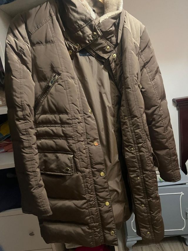 Chaqueton Pluma mujer con un solo uso