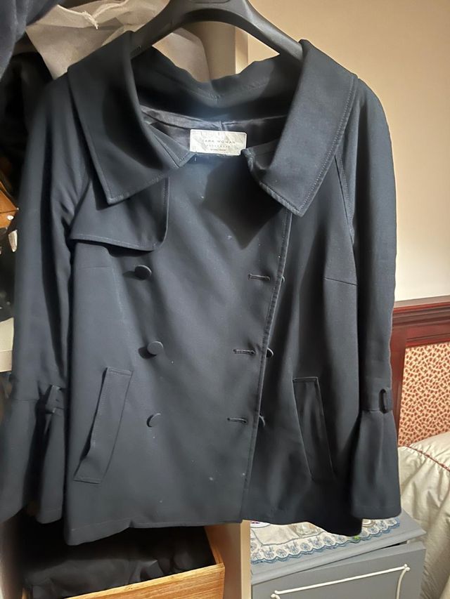 Chaqueta tipo gabardina sin cinturón