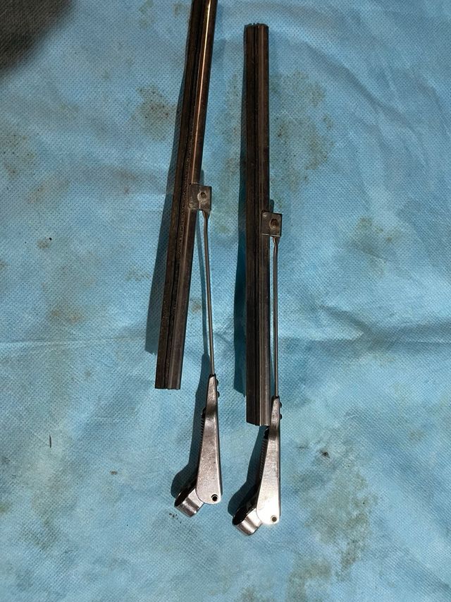 Juego limpia parabrisas 2cv