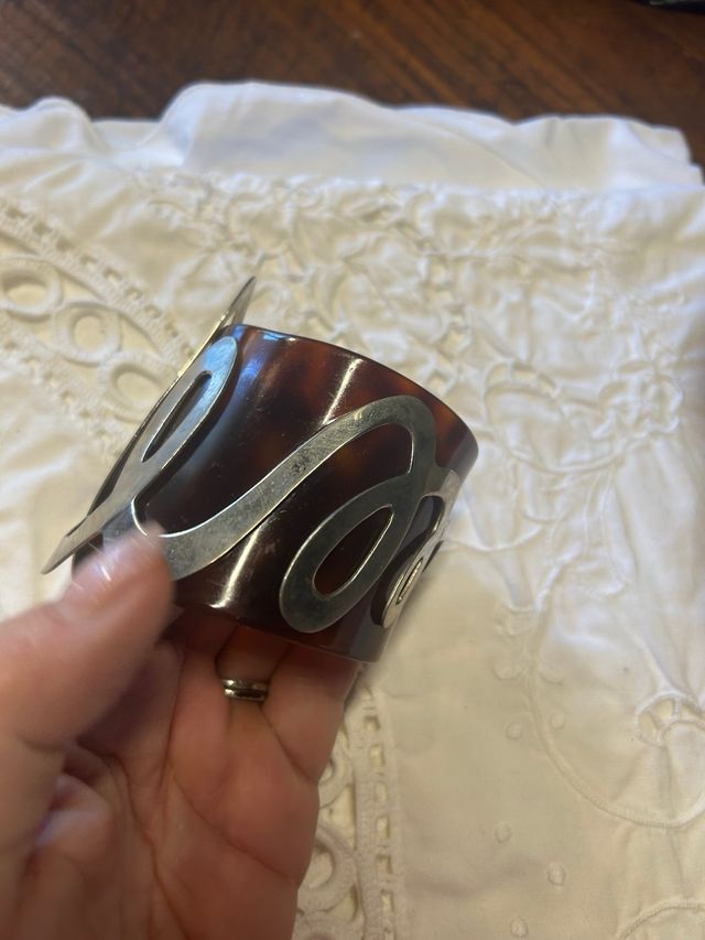 Bellissimo bracciale corno e argentato