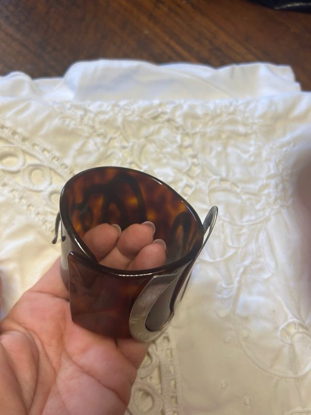 Bellissimo bracciale corno e argentato