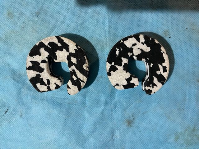 Par de sujeta ventanillas 2cv