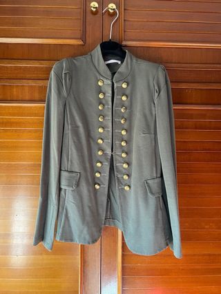 Chaqueta militar