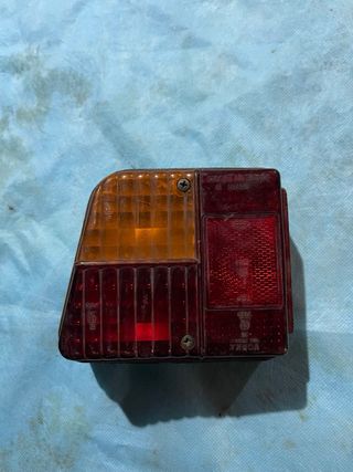 Piloto trasero izquierdo 2cv