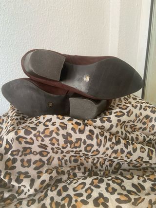 BOTINES SERRAJE TACON GRUESO
