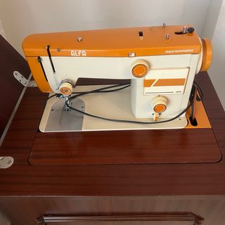 Maquina de coser automatica