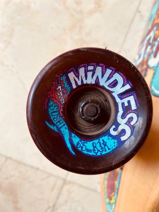 Monopatín Mindless Old School