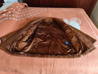 Cazadora de cuero