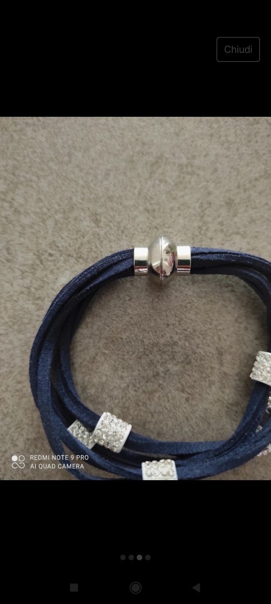 Bracciale donna blu con dettagli in argento