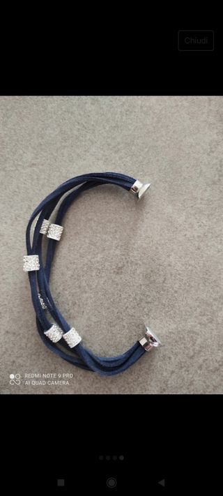 Bracciale donna blu con dettagli in argento