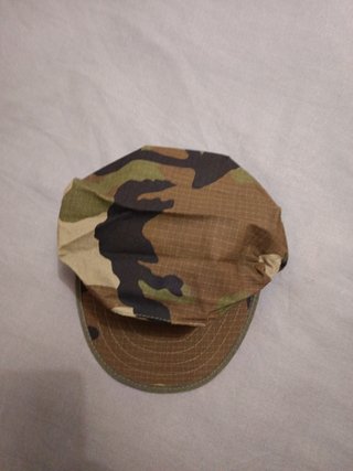 Ropa militar