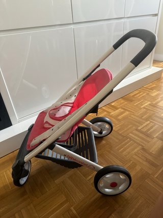 Silla y carrito muñecas