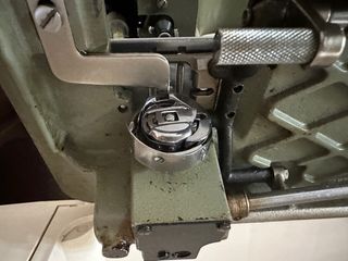 Maquina de coser semindustrial