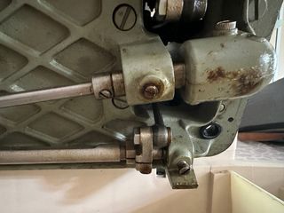 Maquina de coser semindustrial