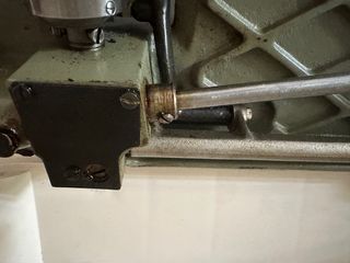 Maquina de coser semindustrial