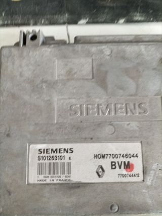 Centralita motor Renault  Ref : 7700746044