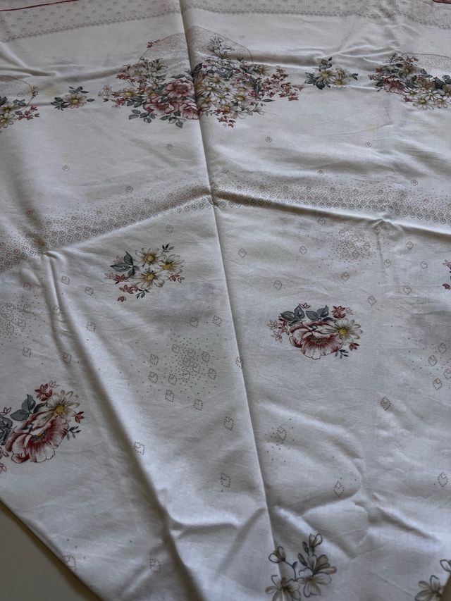 Tovaglia rotonda vintage con motivo floreale