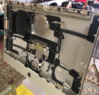 iMac 21,5 carcasa  modelo A1311