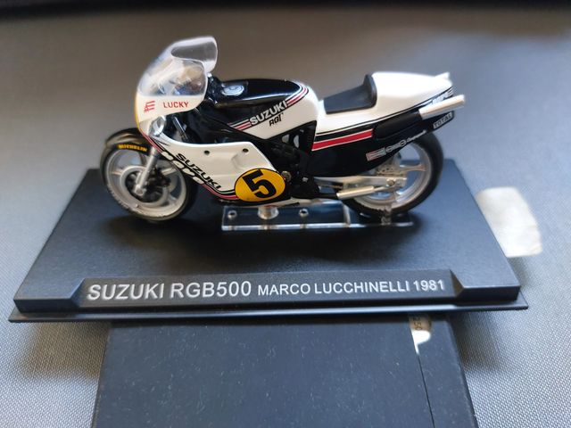 Suzuki RGB500