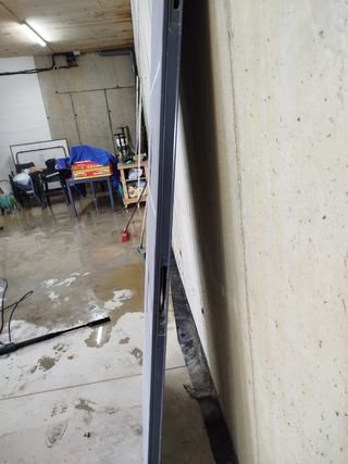 Puerta entrada exterior