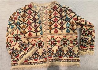 Chaqueta bordada zara