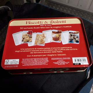 Scatole di latta