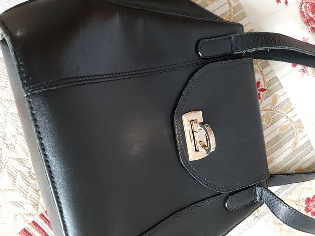 Bolso de cuero del corte inglés