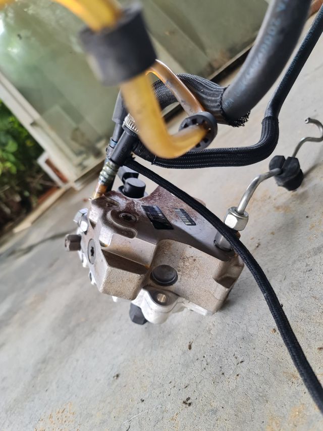 Bomba alta presión 0445010045 bmw