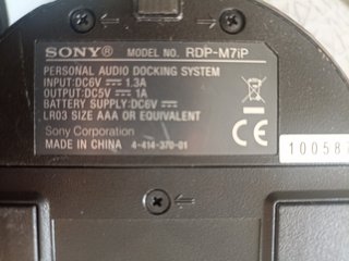 Altavoz Sony con mando