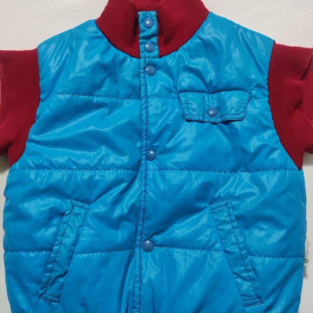 Giubbotto imbottito smanicato bambino