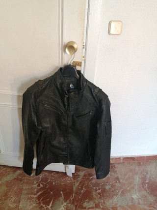 RELOJ RIPCURL Y 2 CHAQUETAS SIN ESTRENAR
