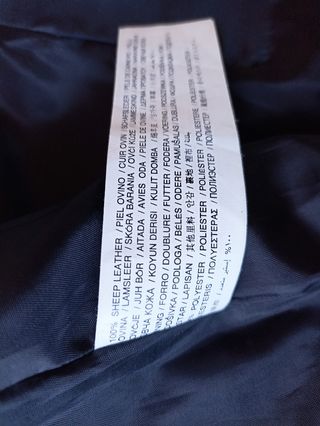 Falda negra piel auténtica